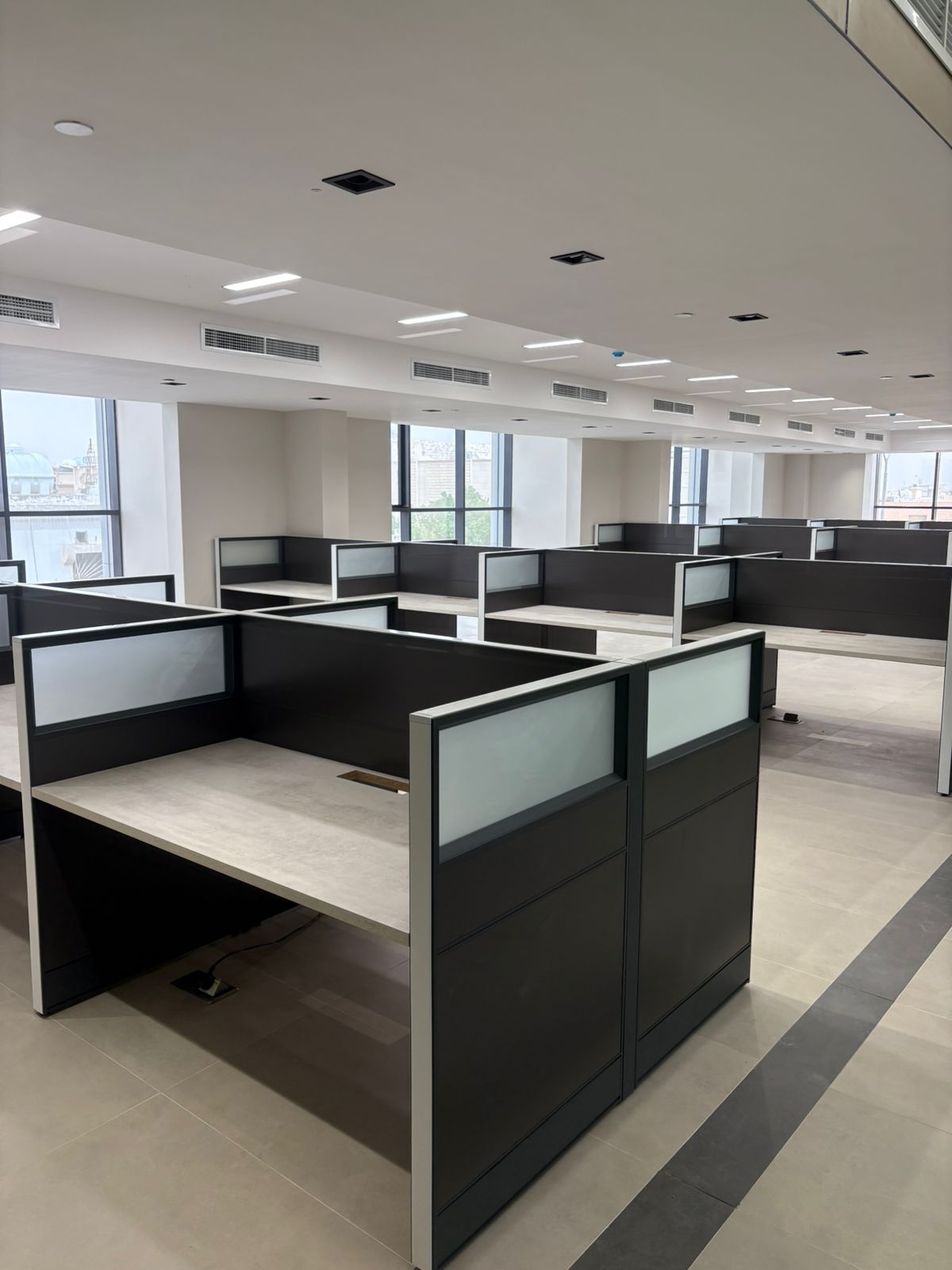 صورة للمكتب